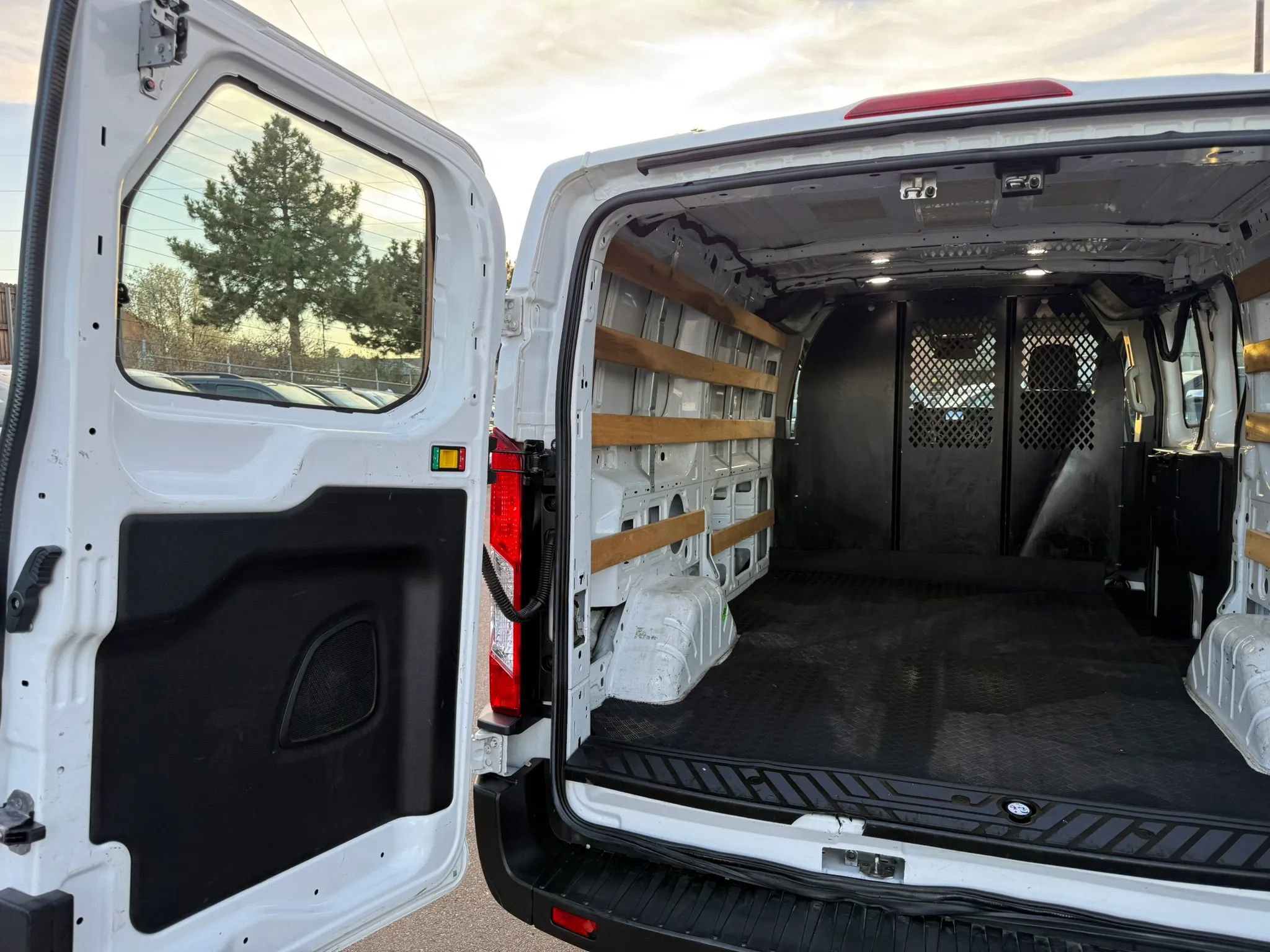 Used 2021 Ford Transit 250 Low Roof w/ Exterior Upgrade Package image 20