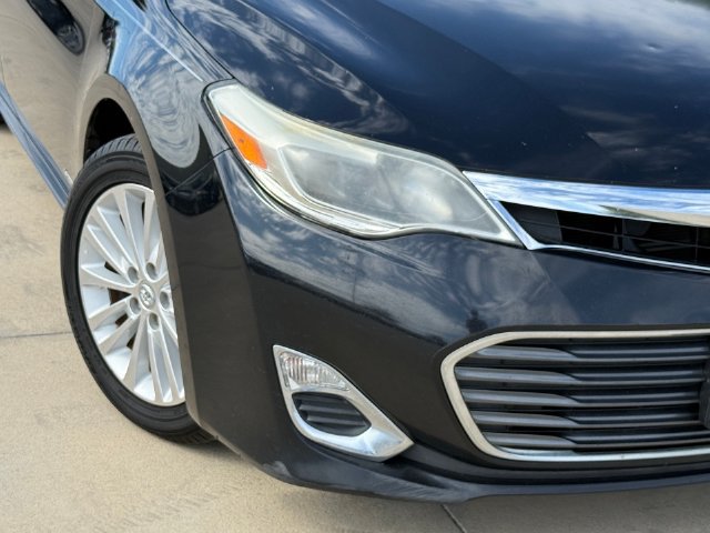 Used 2015 Toyota Avalon XLE Premium FWD image 6