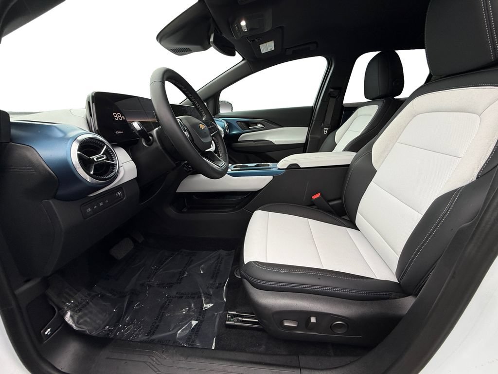 New 2026 Chevrolet Equinox EV LT AWD/4WD image 9