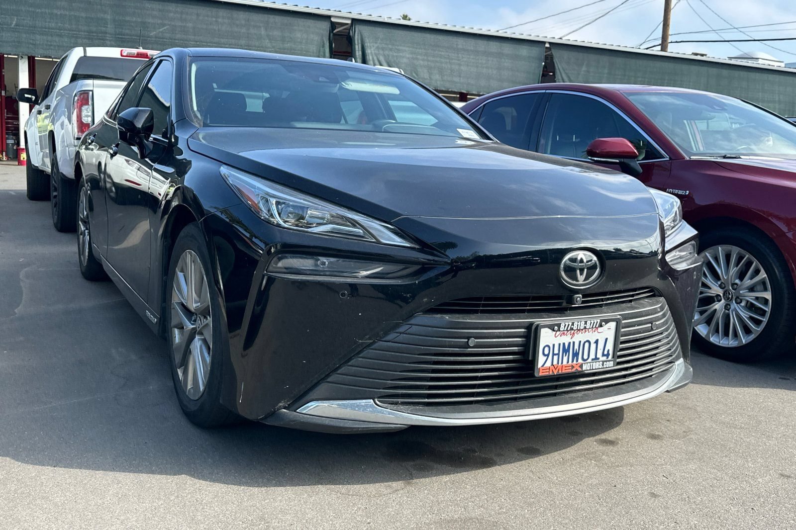 Used 2023 Toyota Mirai w/ Advanced Technology Package RWD image 2