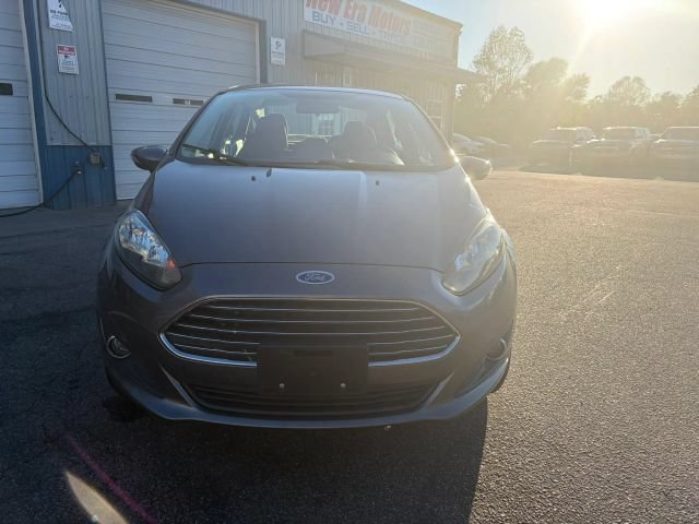Used 2014 Ford Fiesta SE w/ Equipment Group 201A FWD image 8