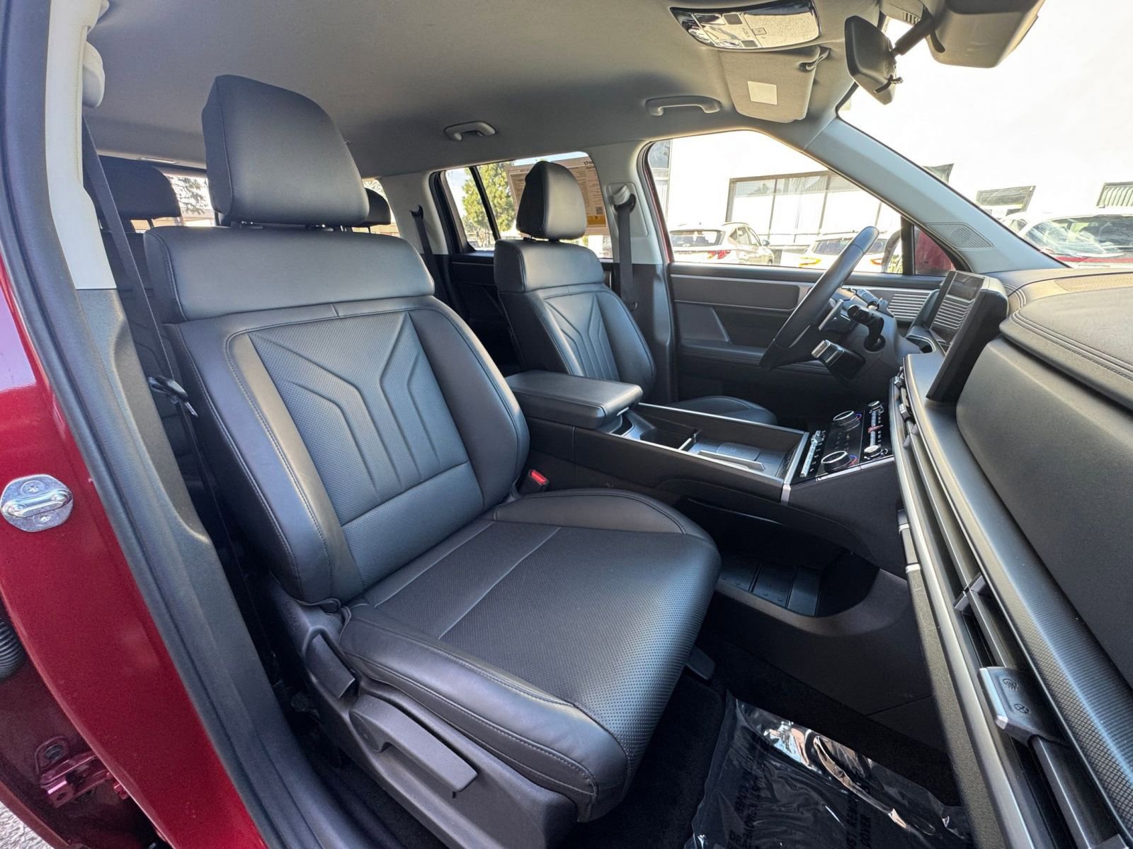 Used 2025 Hyundai Santa Fe SEL image 39