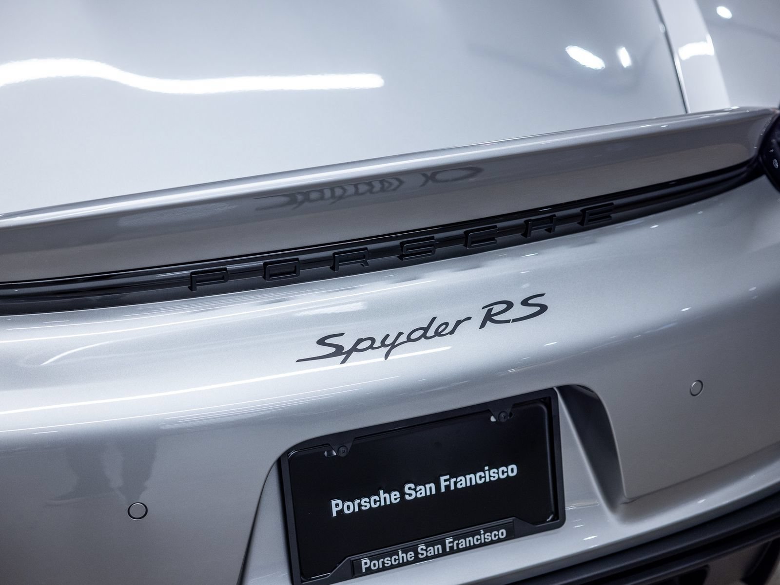 Certified 2025 Porsche 718 Boxster Spyder RS RWD image 24
