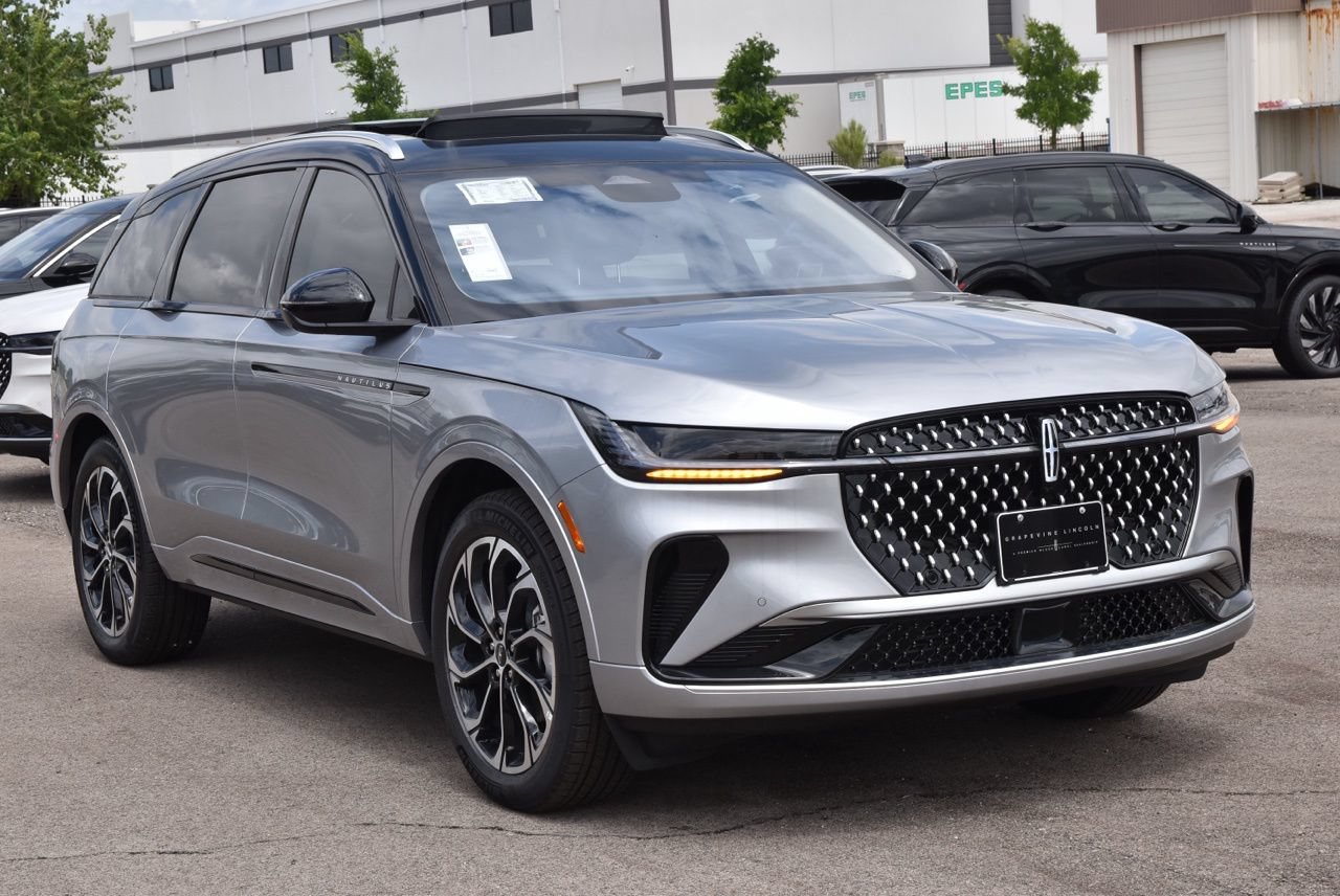 New 2026 Lincoln Nautilus Reserve AWD/4WD image 10