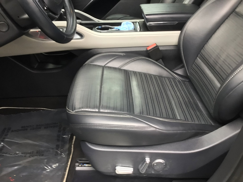 Used 2024 Lincoln Nautilus Reserve image 12