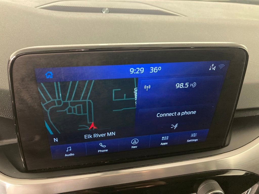 Used 2021 Ford Escape Titanium image 3