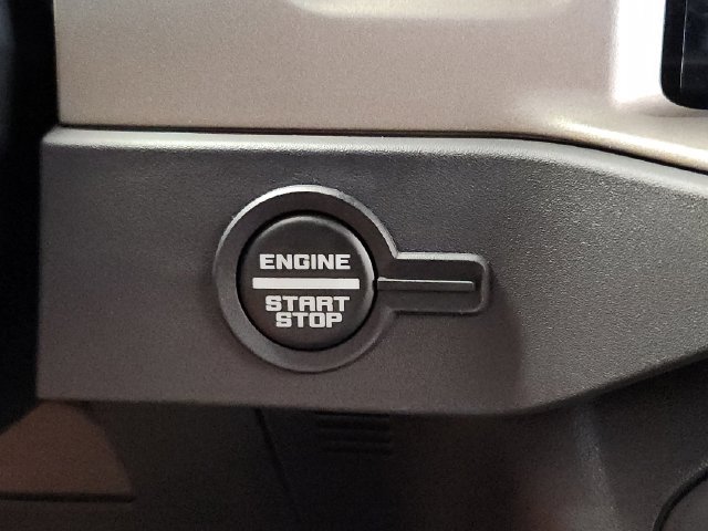 New 2026 Ford Bronco Outer Banks w/ Sasquatch Package AWD/4WD image 21