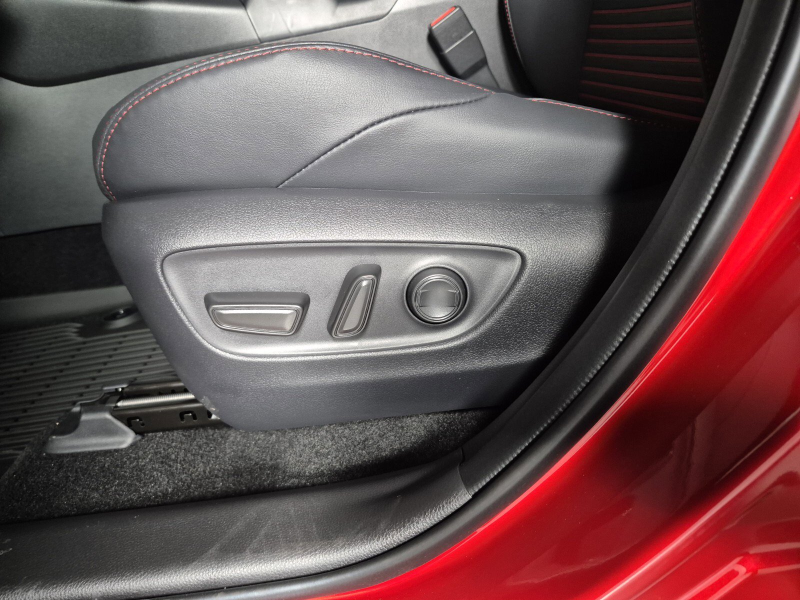 New 2025 Toyota RAV4 XSE image 17