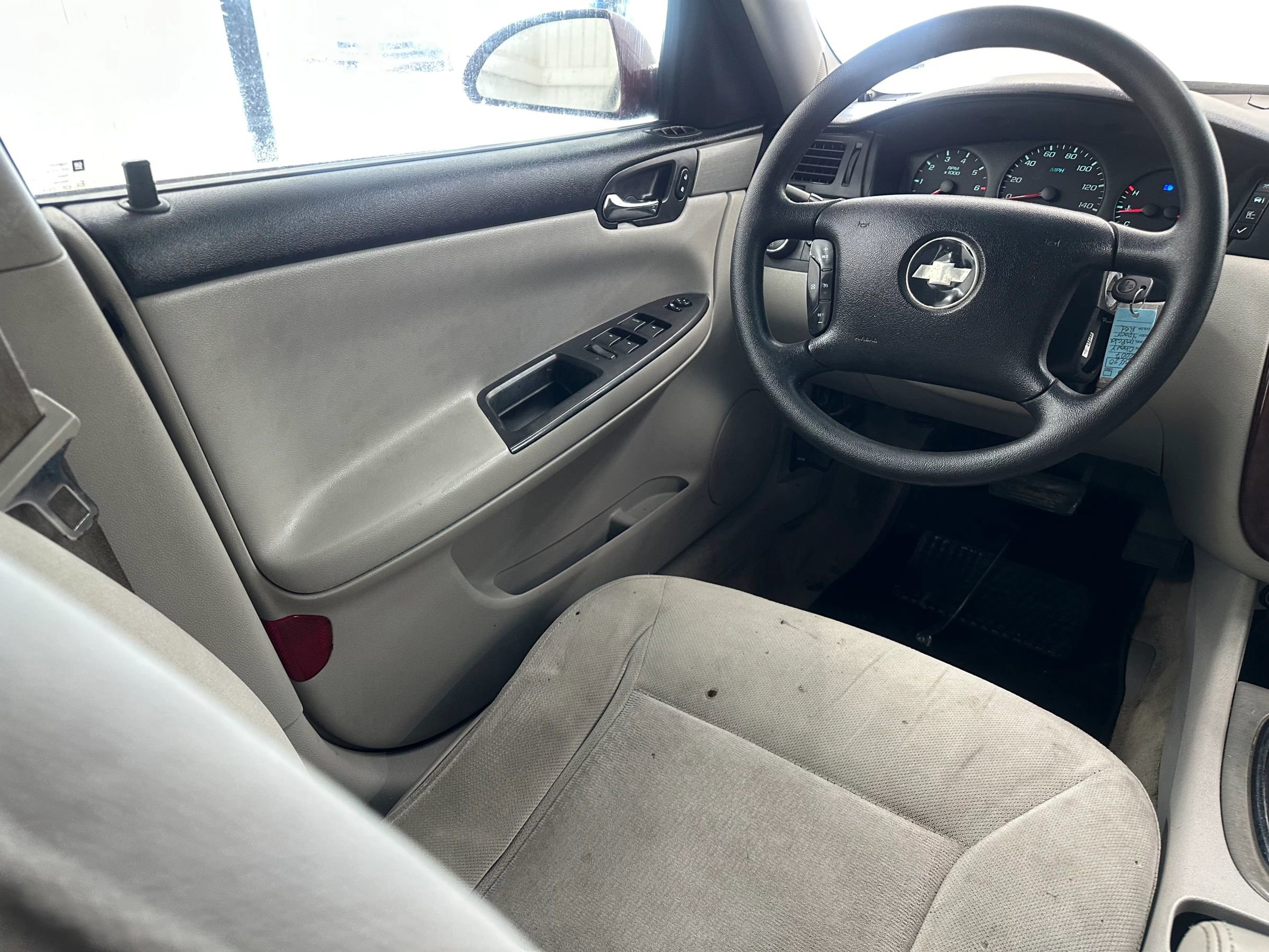 Used 2007 Chevrolet Impala LT FWD image 14
