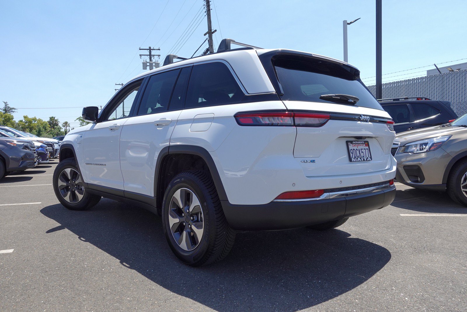 Used 2022 Jeep Grand Cherokee Limited 4xe AWD/4WD image 7