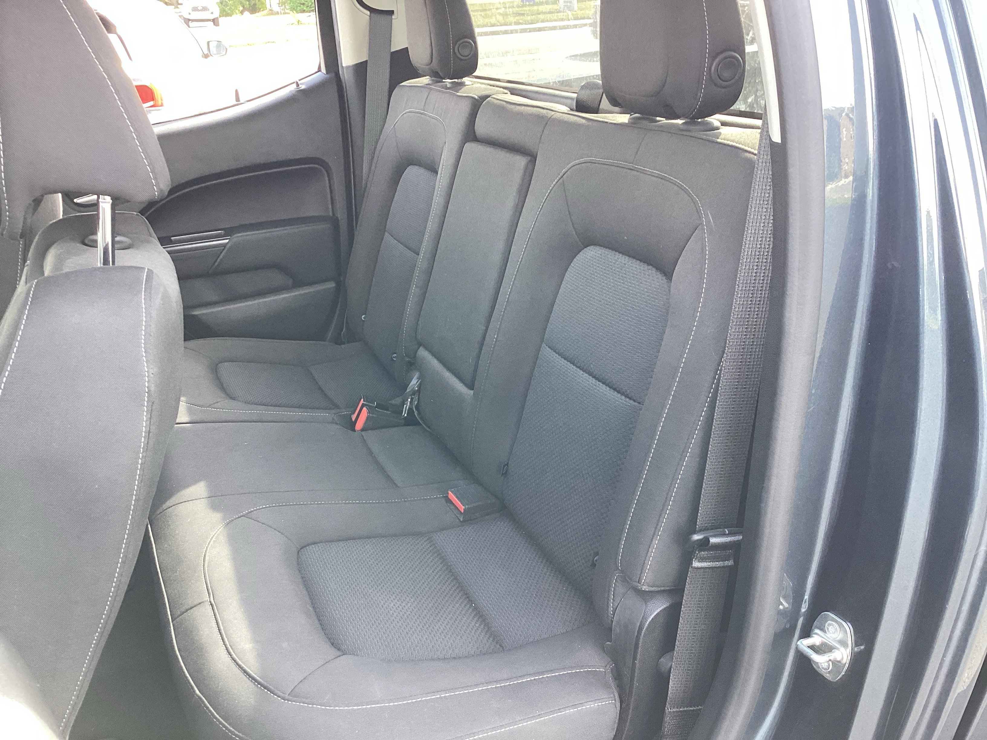 Used 2019 Chevrolet Colorado LT image 37