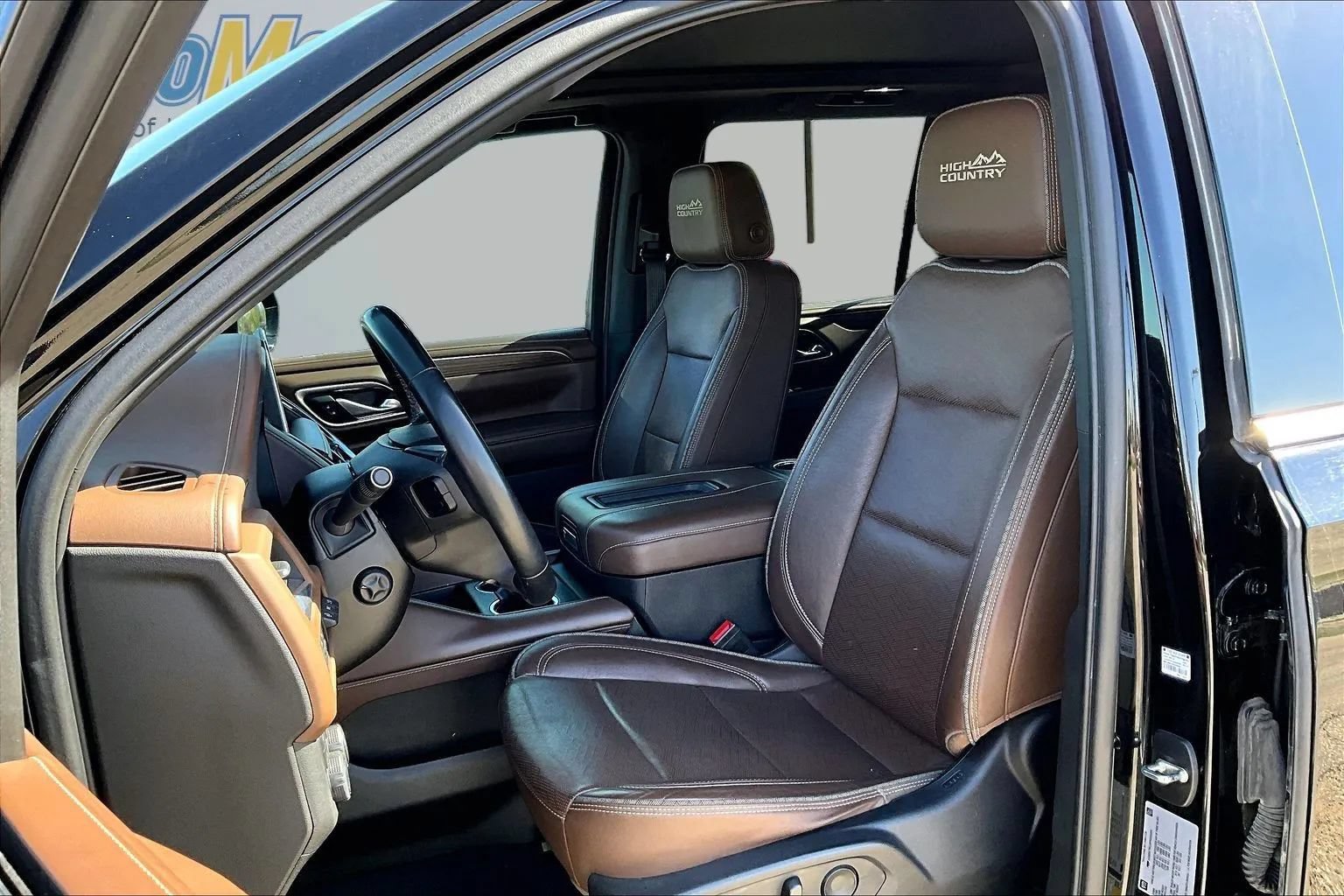 Used 2023 Chevrolet Tahoe High Country AWD/4WD image 21