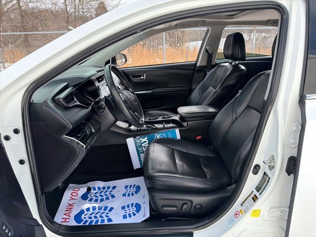 Used 2017 Toyota Avalon Touring w/ Carpet Mat Package image 21