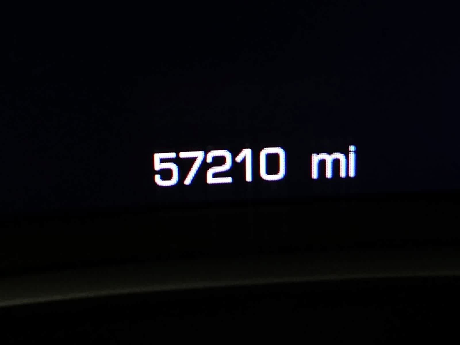 Used 2021 GMC Acadia SLE w/ LPO, Floor Liner Package AWD/4WD image 33