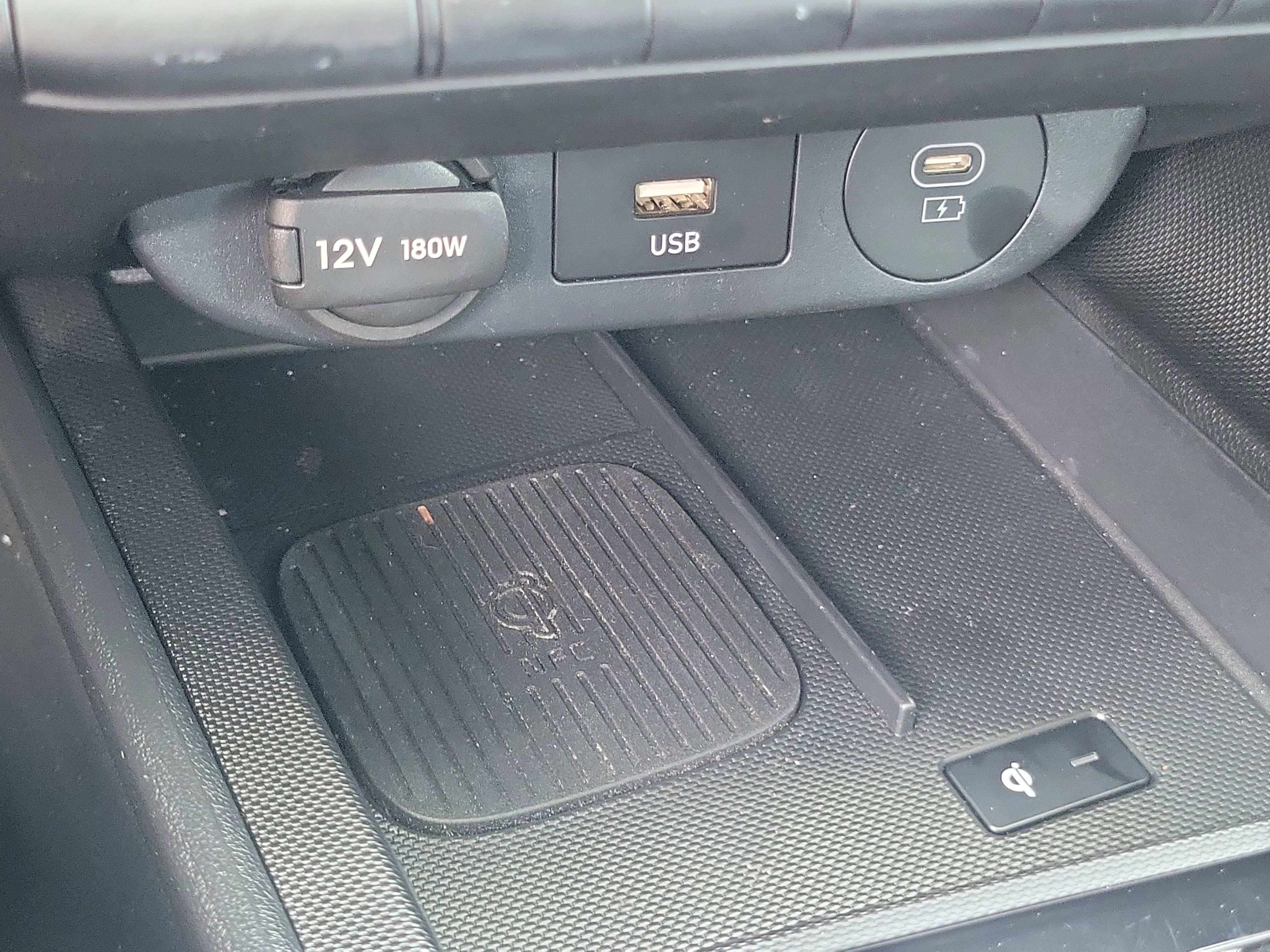 Certified 2025 Hyundai Elantra Limited image 16