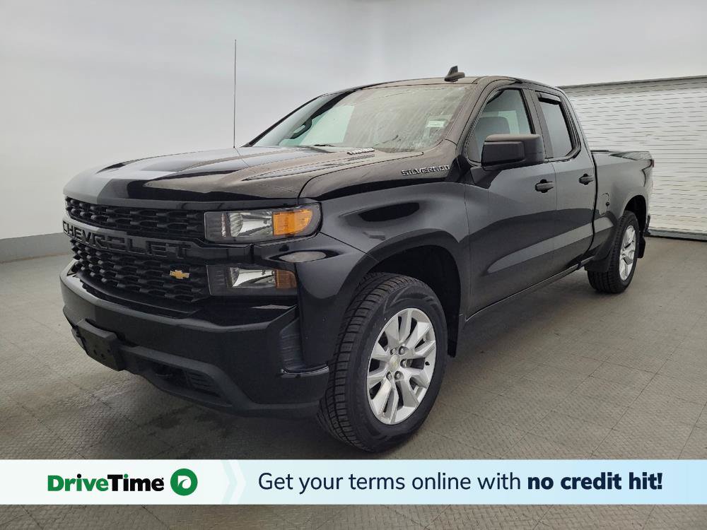 Used 2020 Chevrolet Silverado 1500 Custom w/ Custom Value Package AWD/4WD image 1