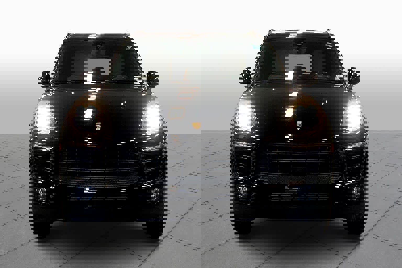 Used 2017 Porsche Macan image 3