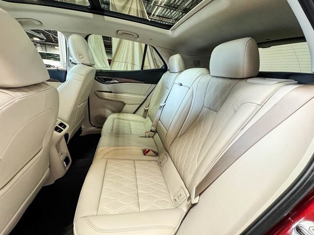 Certified 2022 Buick Envision Avenir w/ Technology Package II image 23