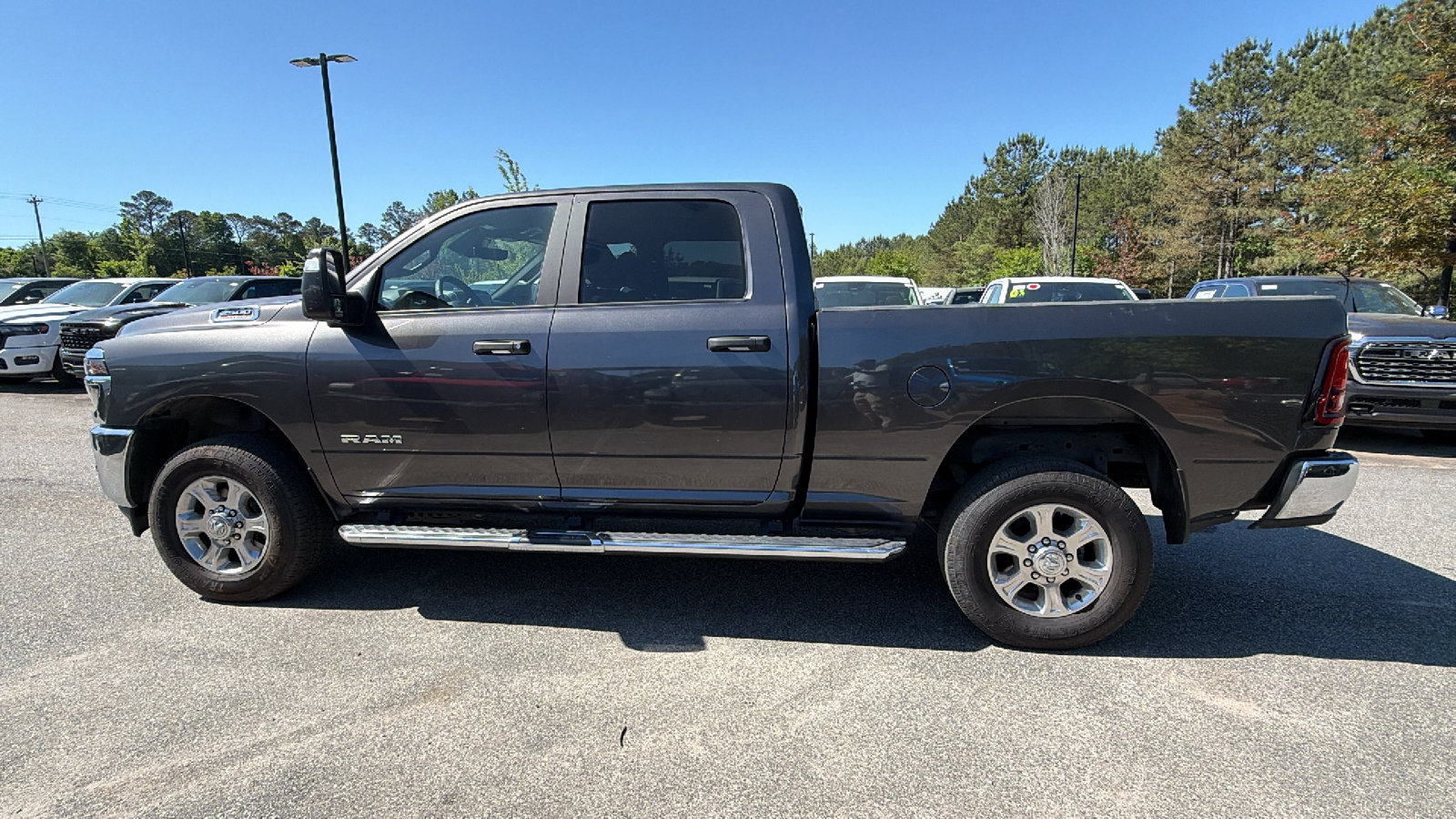 Certified 2025 RAM 2500 Big Horn AWD/4WD image 11