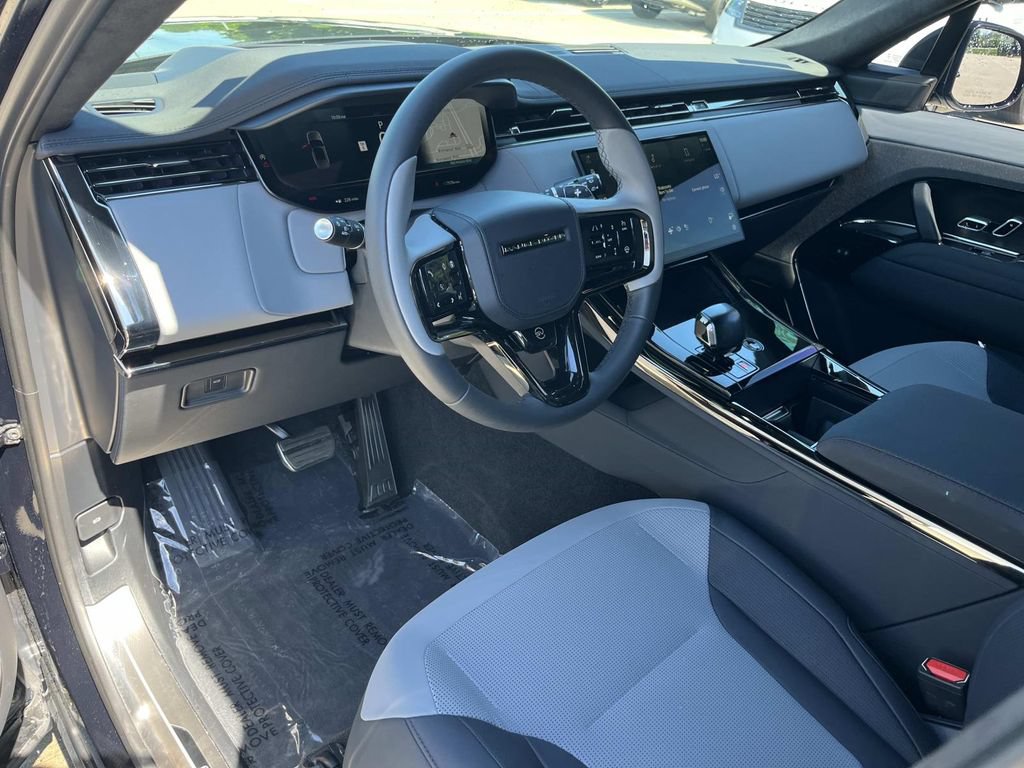 Certified 2025 Land Rover Range Rover Sport SV Edition Two AWD/4WD image 11
