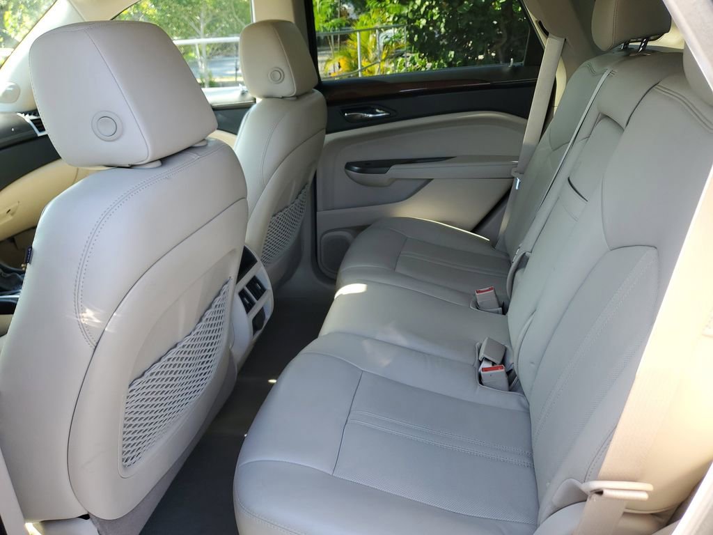 Used 2012 Cadillac SRX Luxury FWD image 14