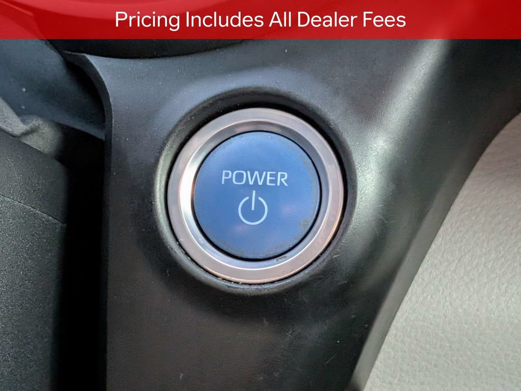 Certified 2023 Toyota Sienna Limited FWD image 32