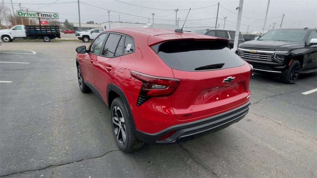 New 2026 Chevrolet Trax RS image 8