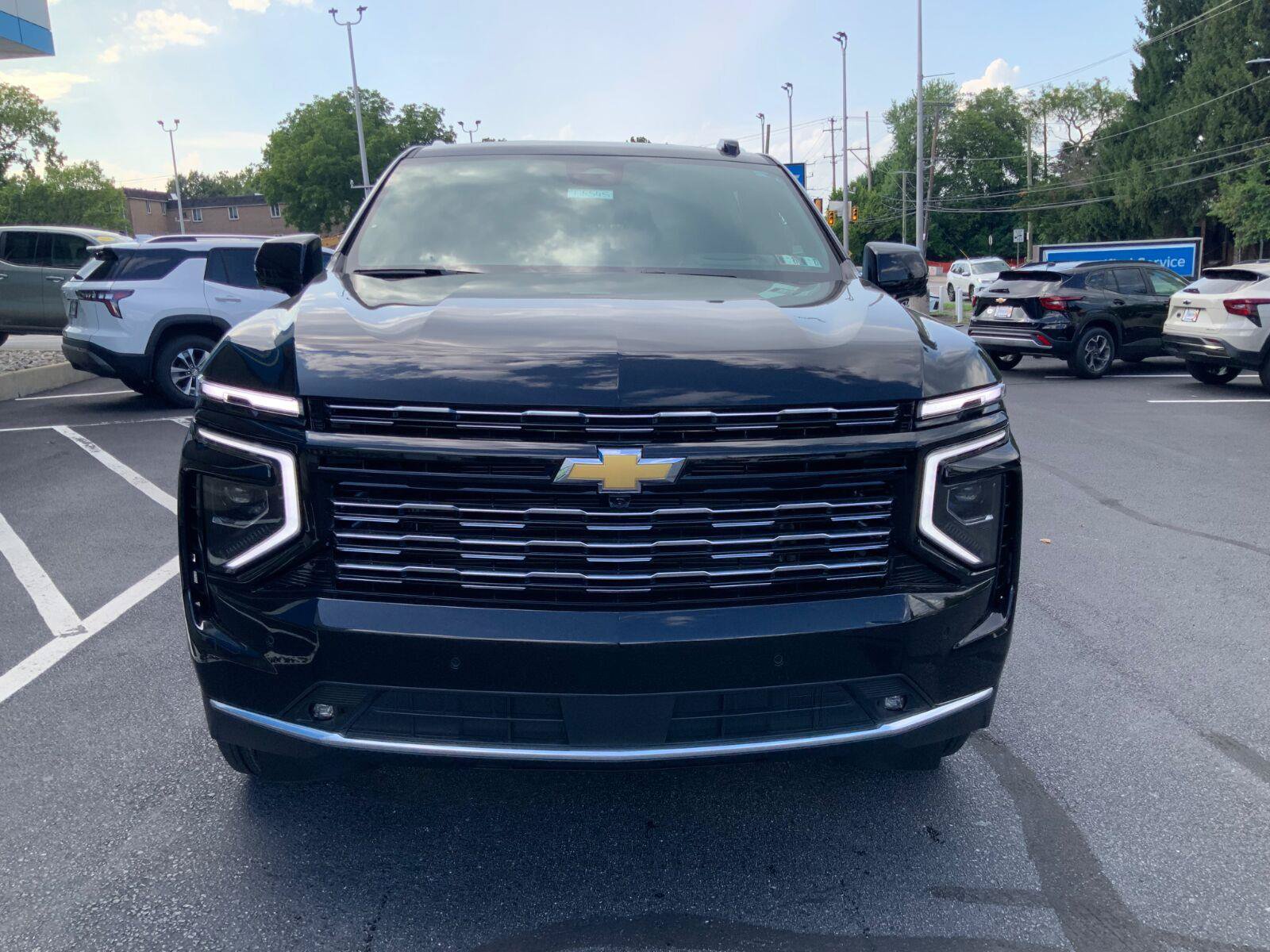 New 2026 Chevrolet Tahoe High Country AWD/4WD image 2