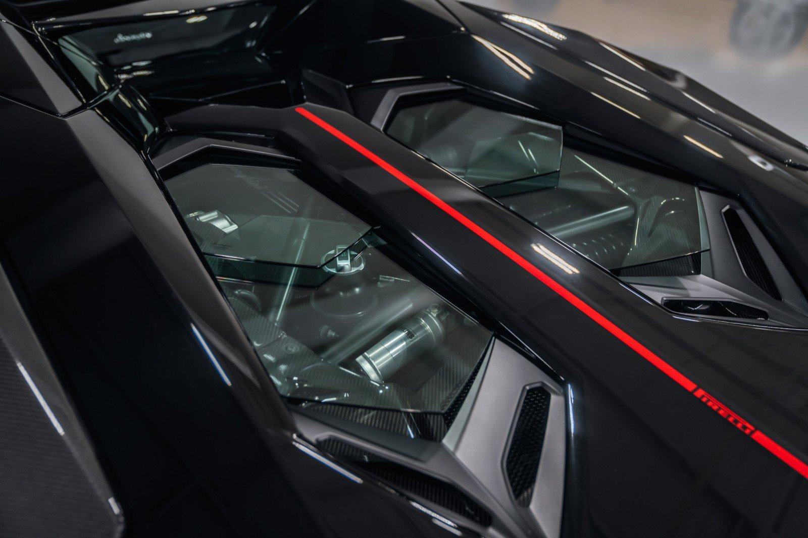 Used 2016 Lamborghini Aventador LP 700-4 image 20