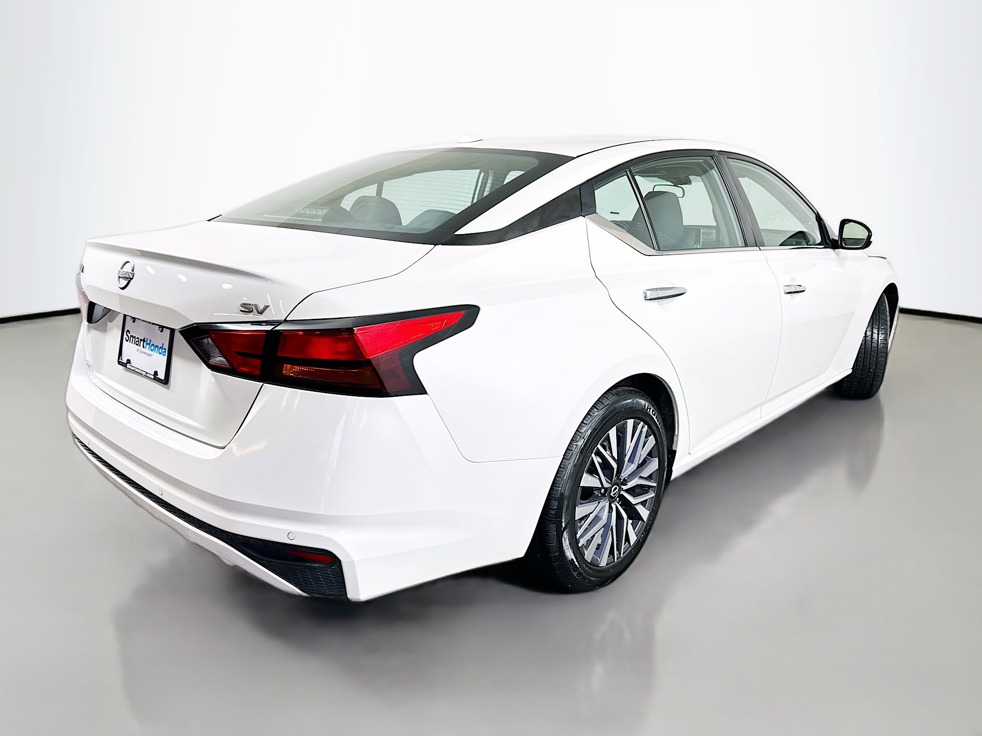 Used 2023 Nissan Altima 2.5 SV image 7