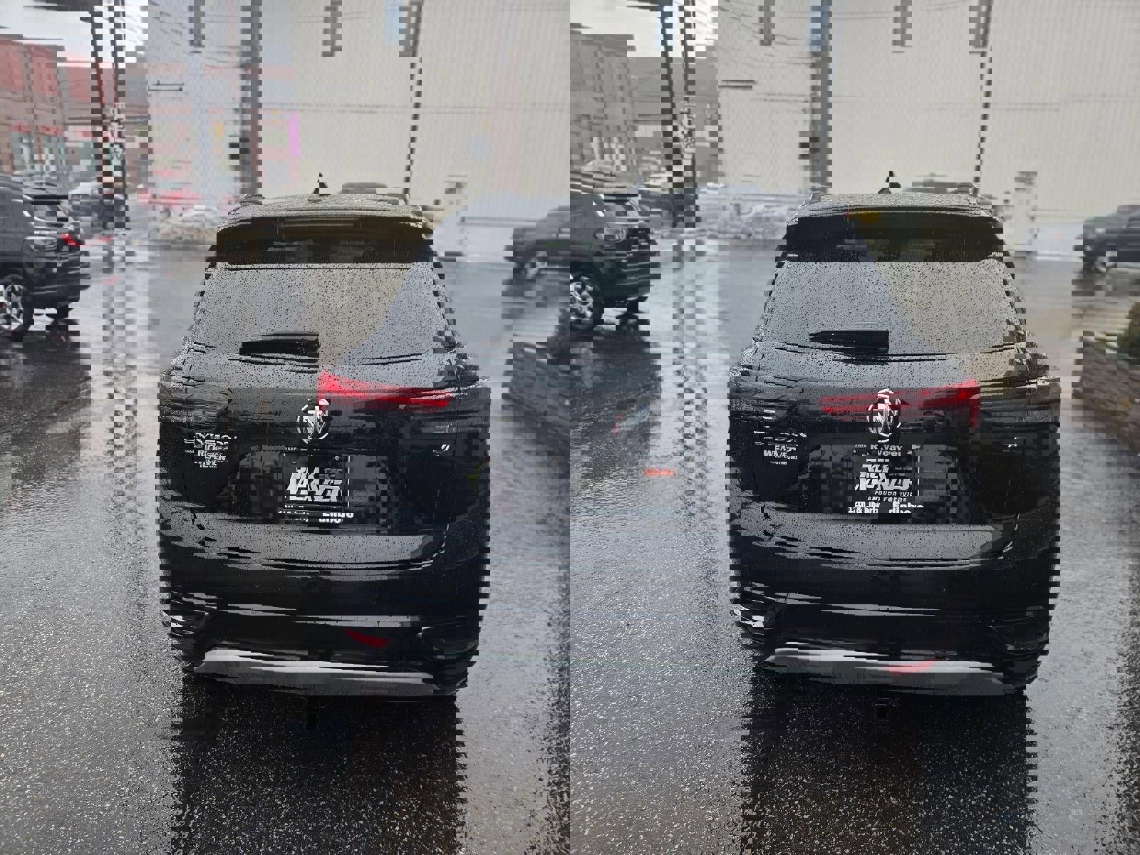 Certified 2023 Buick Envision Essence w/ Sport Touring Package image 10