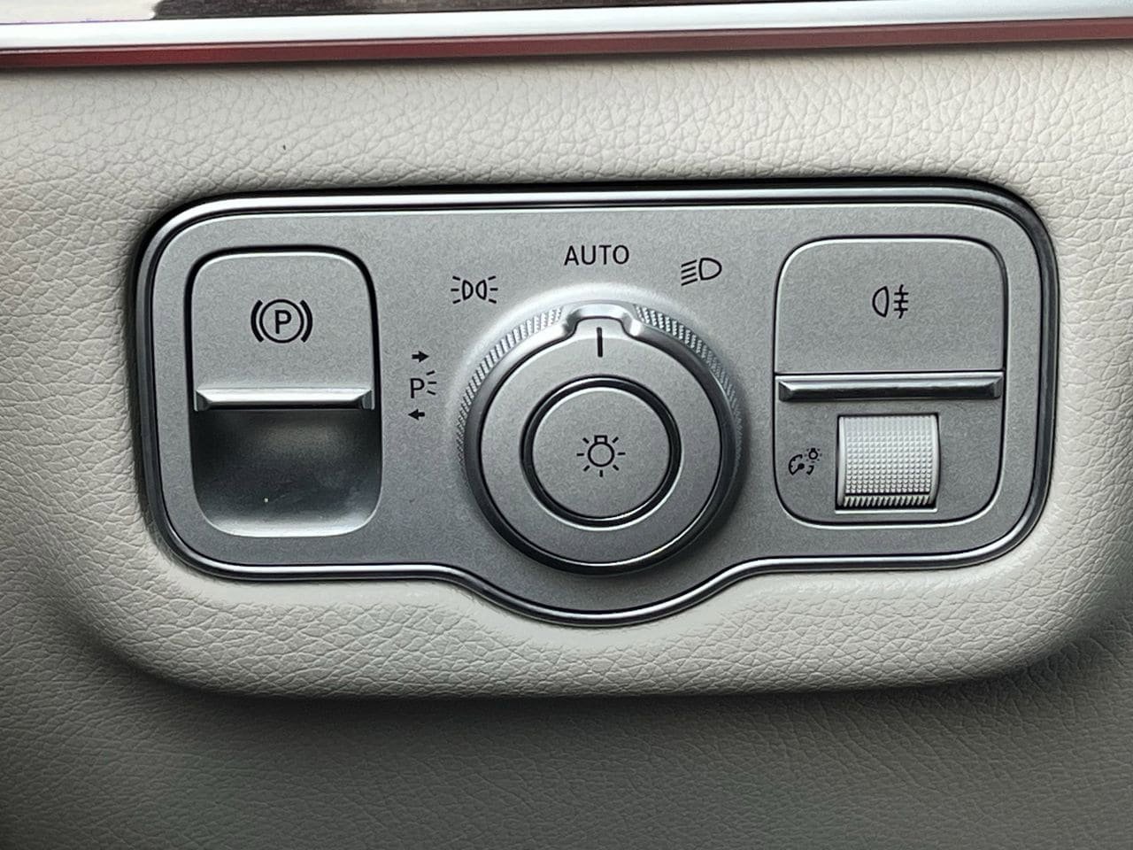 Used 2023 Mercedes-Benz GLS 580 4MATIC image 20