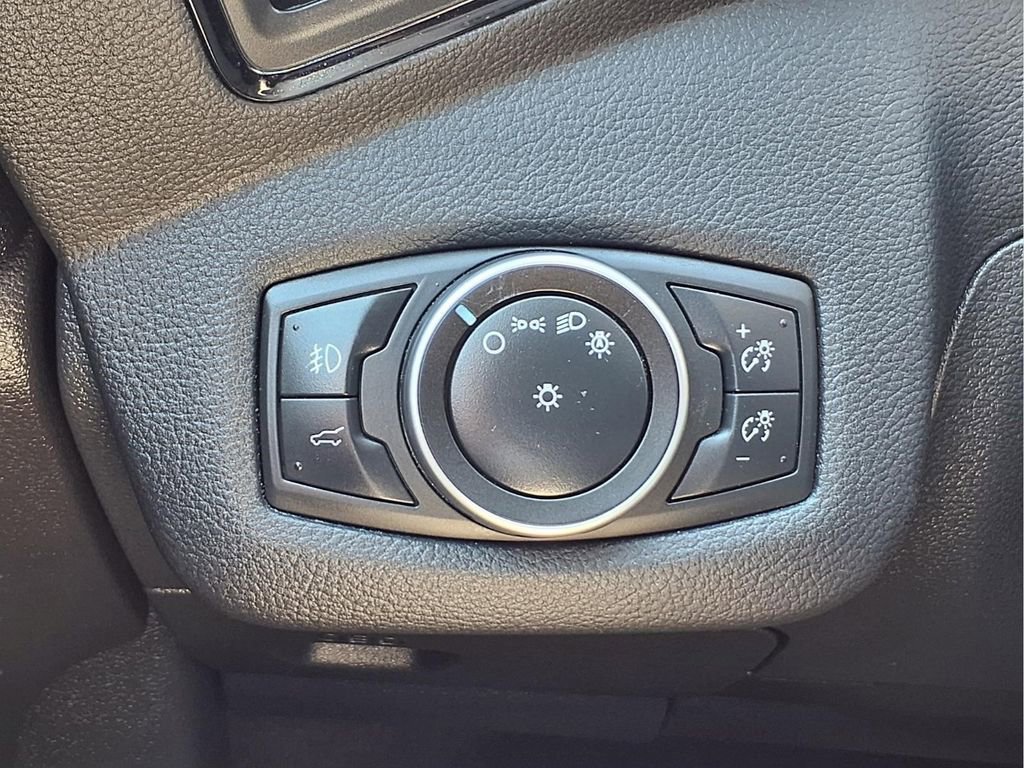 Used 2018 Ford Escape Titanium image 11