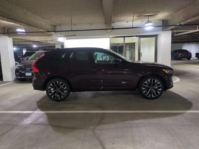 New 2026 Volvo XC60 B5 Ultra w/ Climate Package PRO AWD/4WD image 2