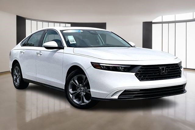 Certified 2024 Honda Accord EX image 3