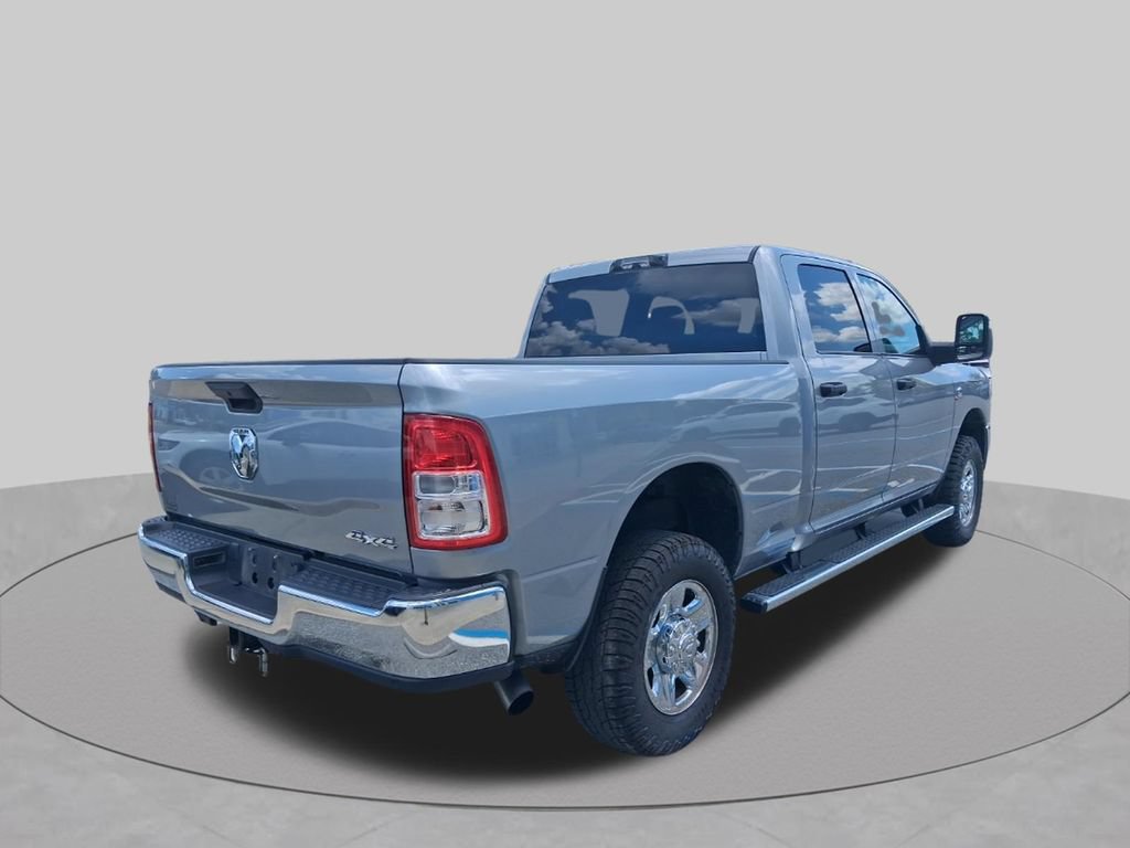 Used 2024 RAM 2500 Tradesman w/ Chrome Appearance Group AWD/4WD image 8
