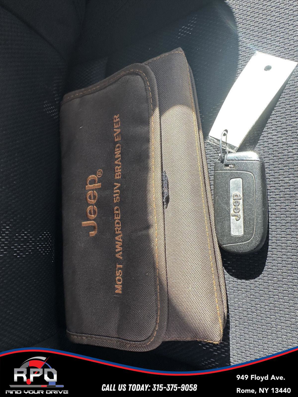 Used 2016 Jeep Renegade Sport w/ Power & Air Group AWD/4WD image 24