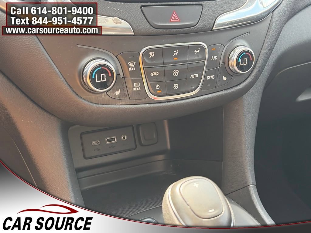 Used 2021 Chevrolet Equinox LT FWD image 22