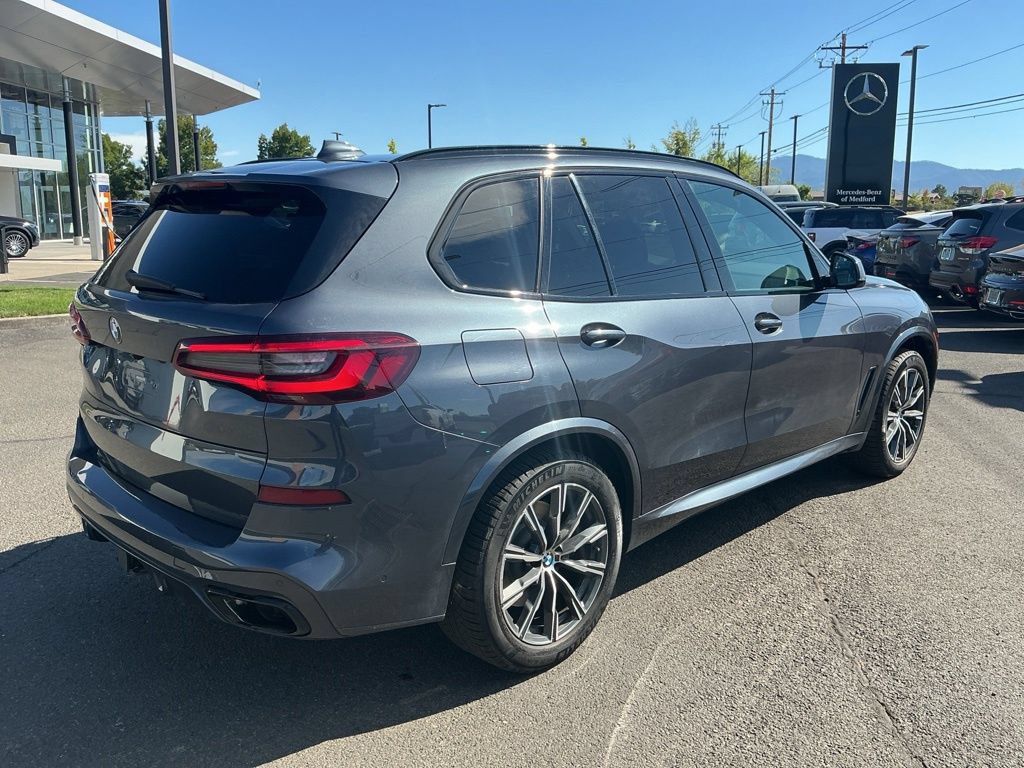 Used 2020 BMW X5 M50i w/ Executive Package AWD/4WD image 7