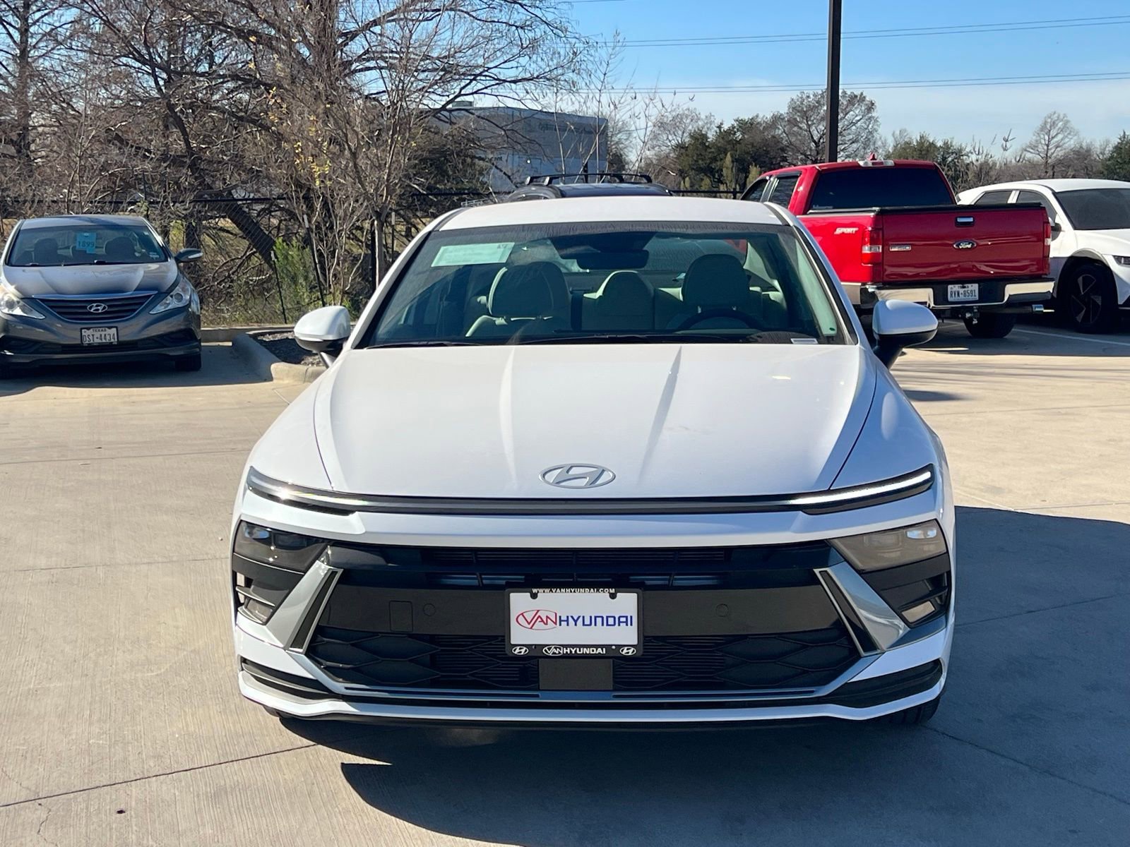 New 2026 Hyundai Sonata SE FWD image 2