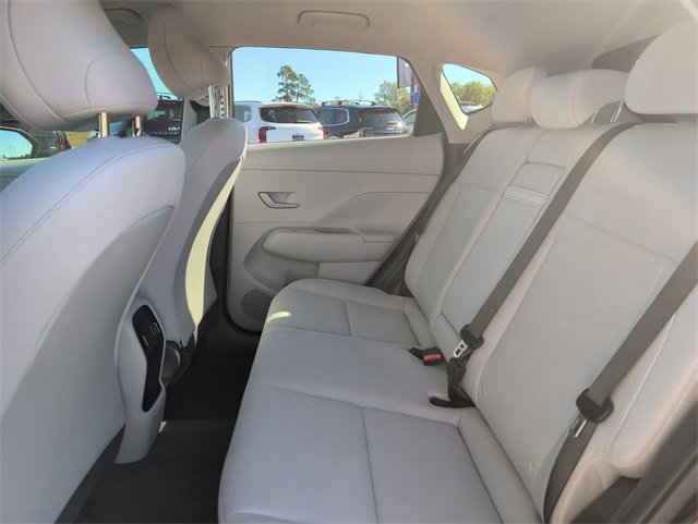 Used 2024 Hyundai Kona SEL image 31