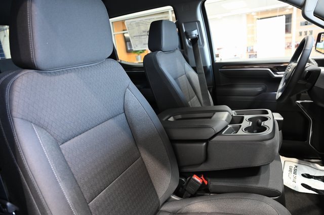 New 2026 Chevrolet Silverado 1500 LT image 9