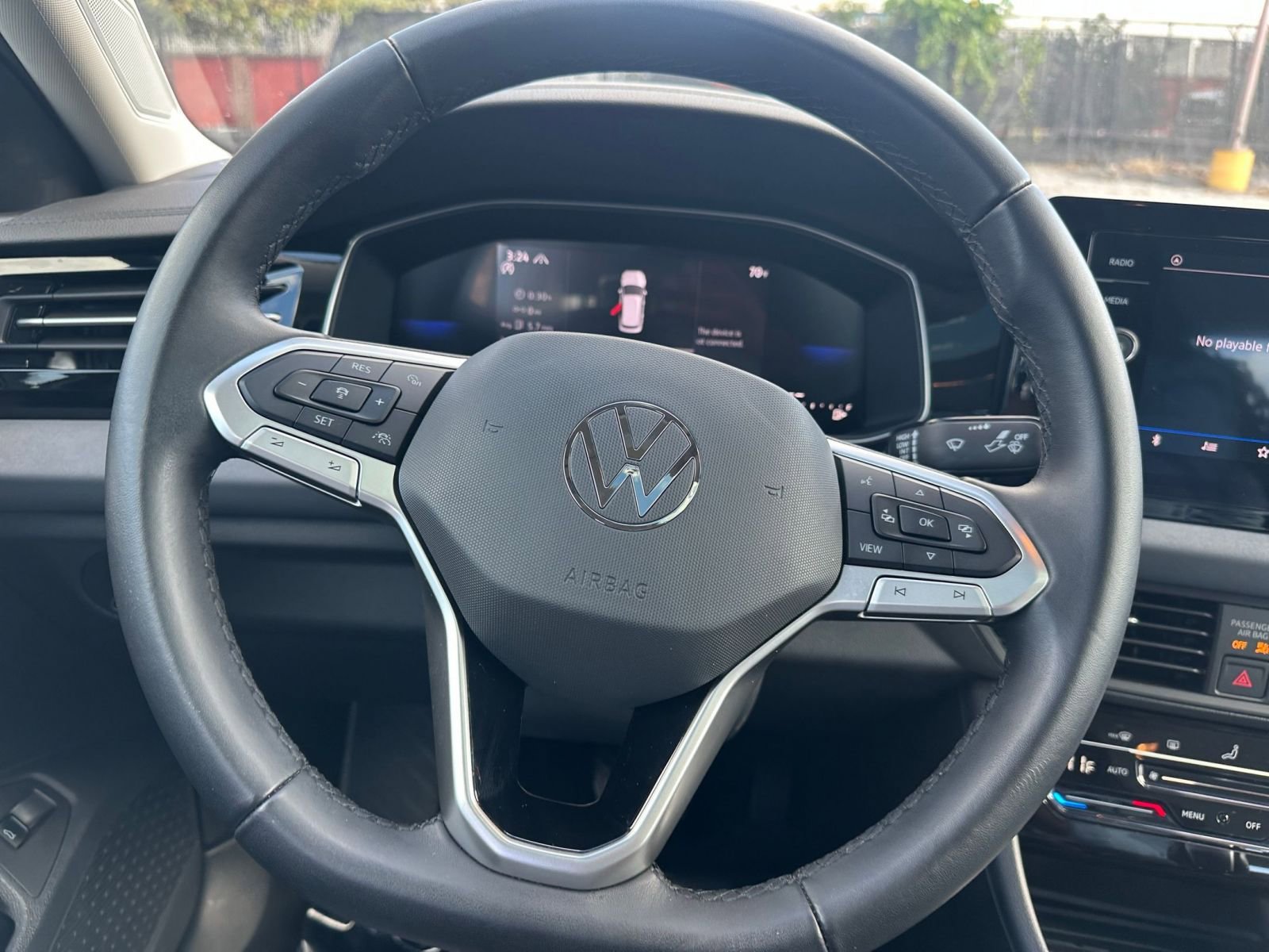 Used 2025 Volkswagen Jetta SE image 27