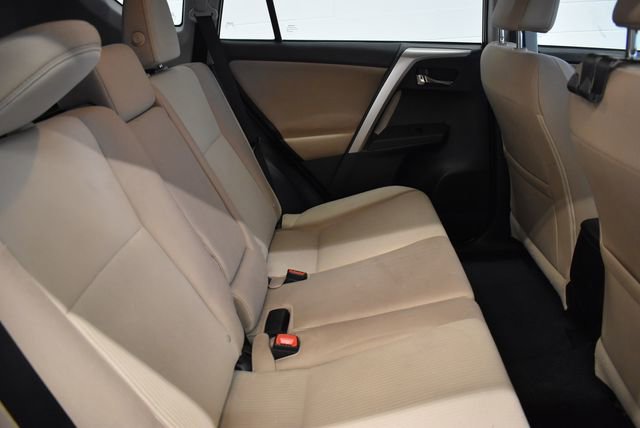 Used 2014 Toyota RAV4 XLE AWD/4WD image 17