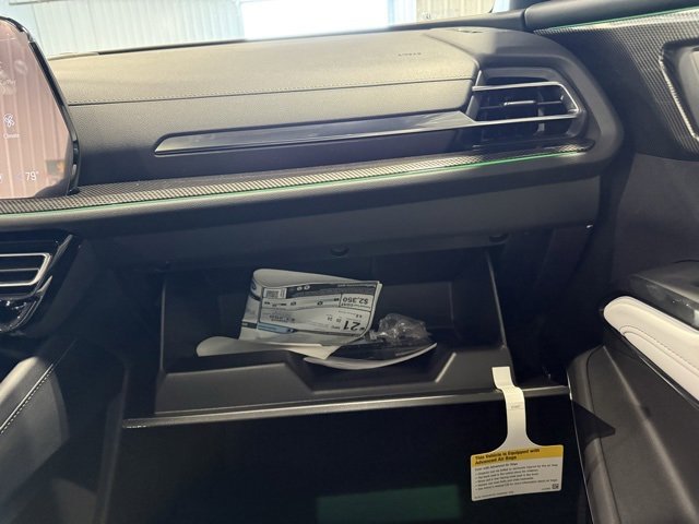 New 2026 Chevrolet Traverse High Country w/ LPO, Floor Liner Package image 29