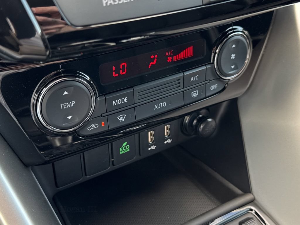 New 2026 Mitsubishi Eclipse Cross LE AWD/4WD image 13