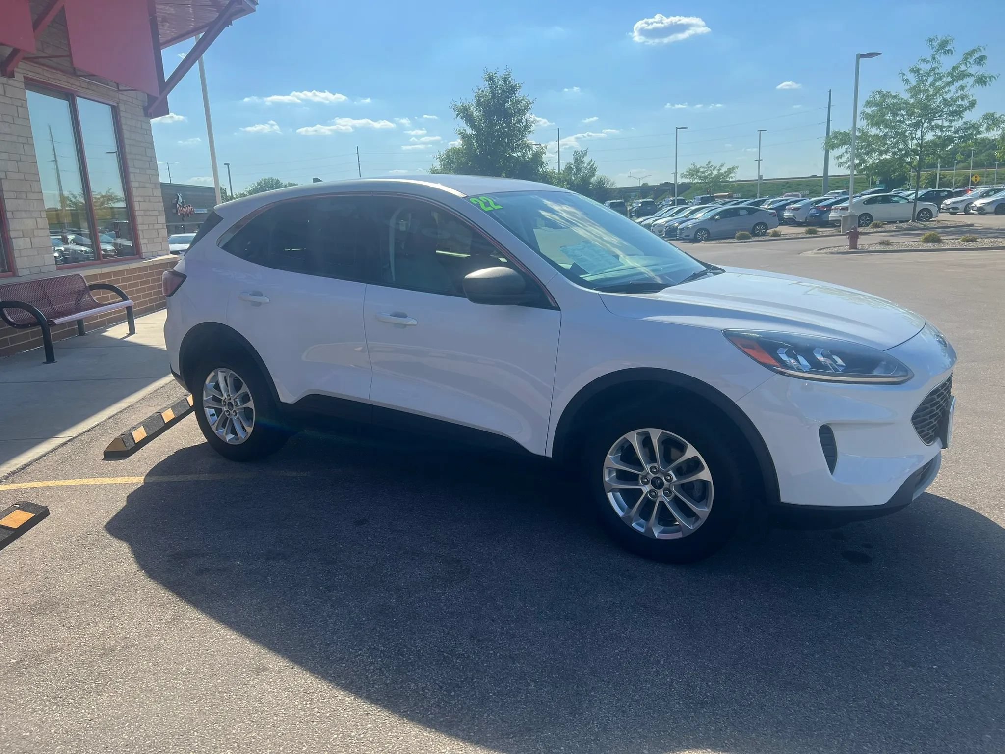 Used 2022 Ford Escape SE AWD/4WD image 3