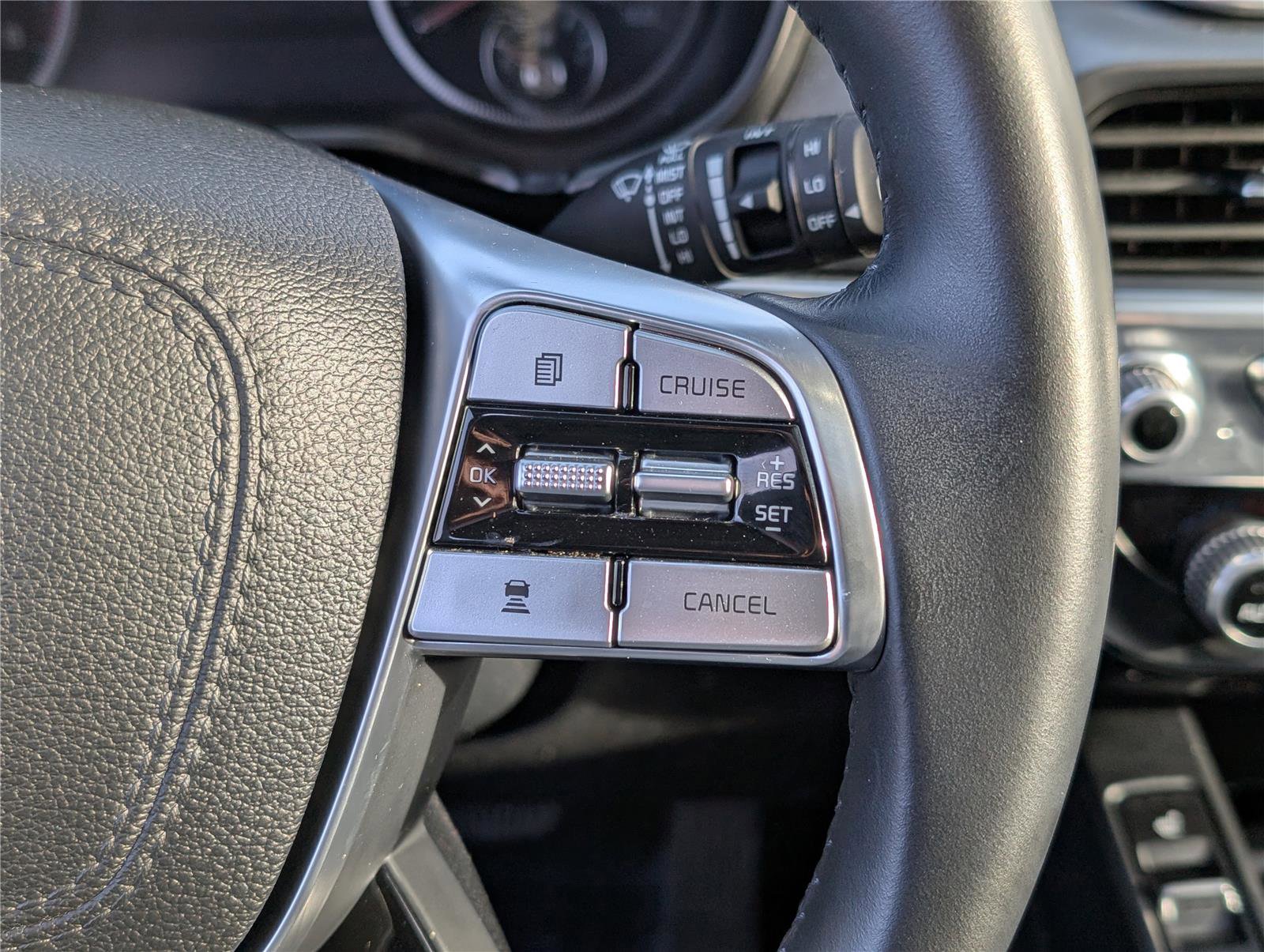 Used 2022 Kia Telluride S image 23