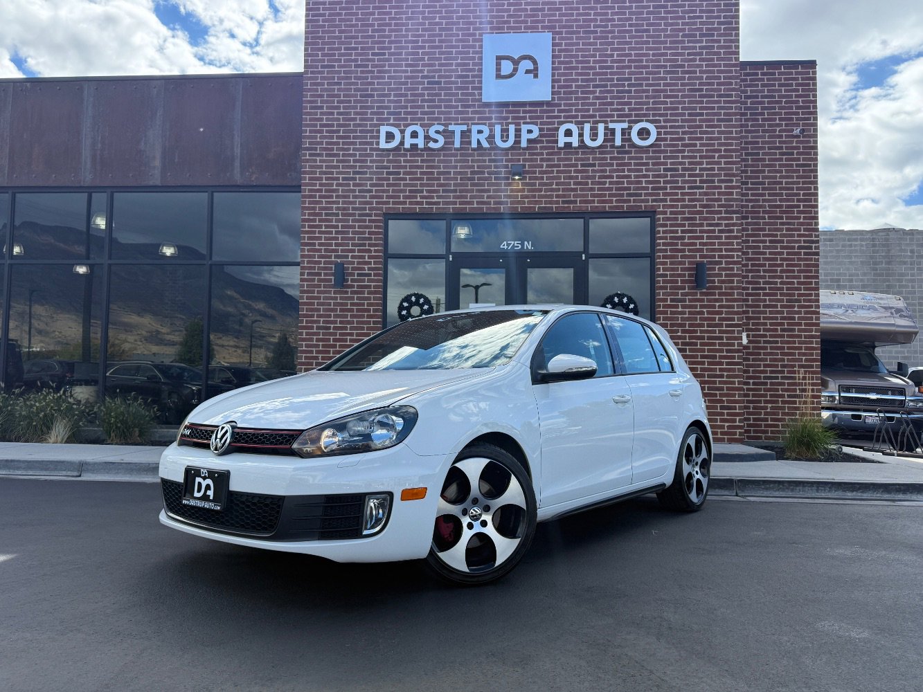 Used 2012 Volkswagen Golf 4-Door image 1