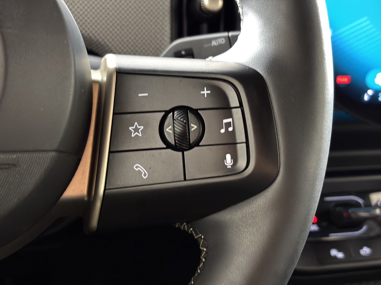 Certified 2025 MINI Cooper S FWD image 19